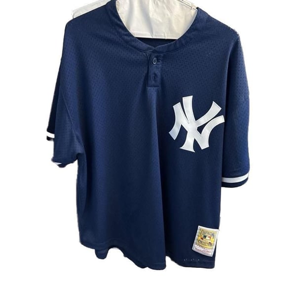 Mitchell & Ness New York Yankees Mariano Rivera #42 Cooperstown Collection Mesh Jersey Size 2XL