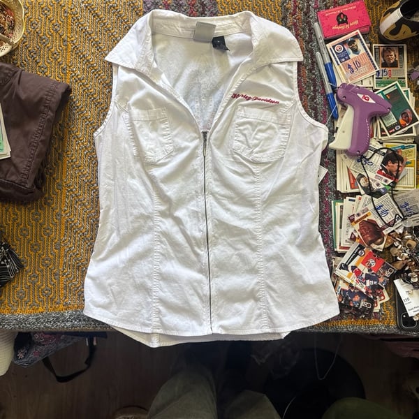 Harley-Davidson Women's vintage USA made White Sleeveless Zip-Up Graphic Shirt Size L