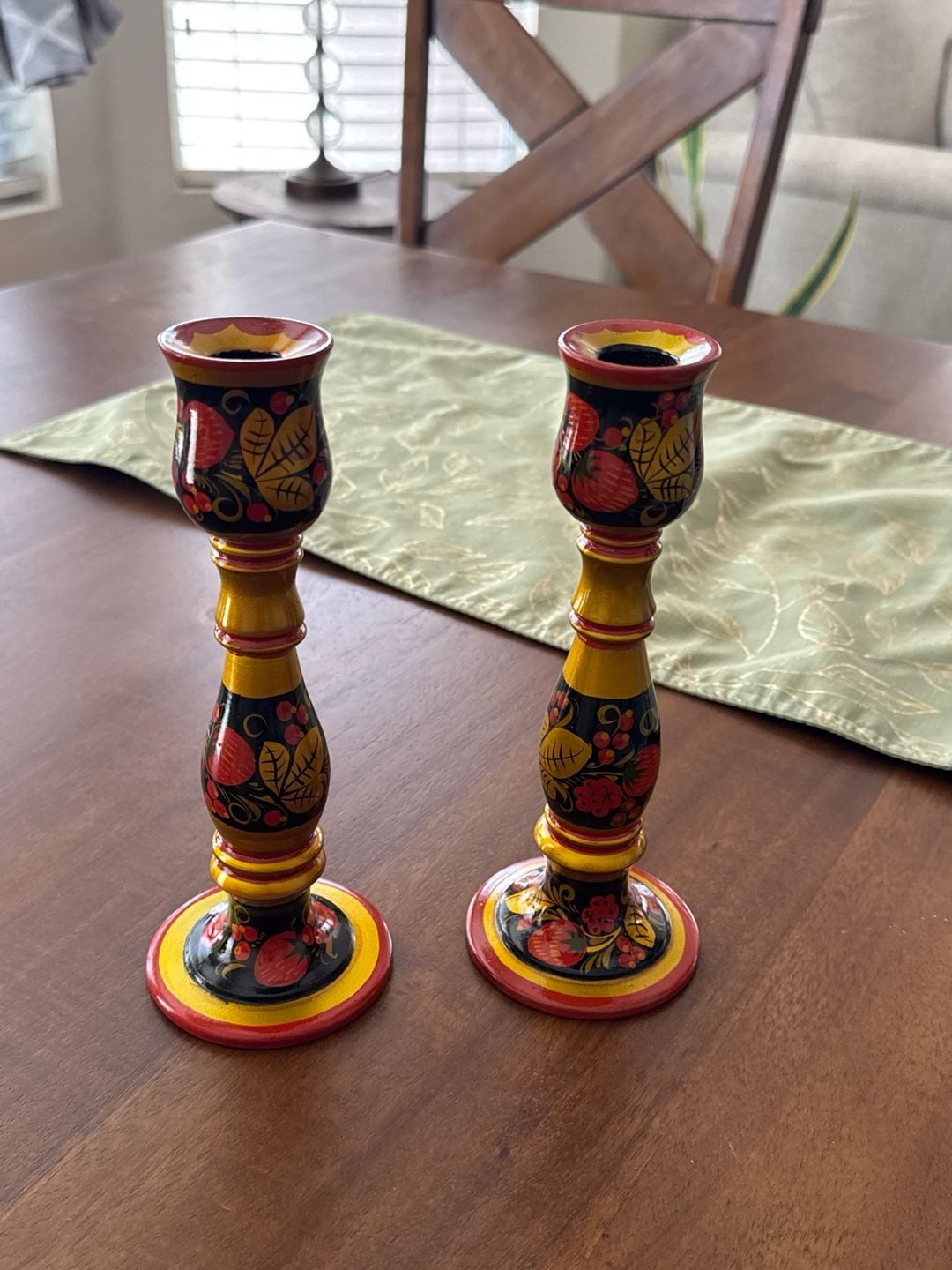 Vintage Russian Khokhloma Hand-Painted Wood Set: 4