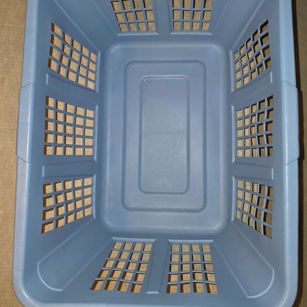 Rubbermaid Vintage Laundry Basket Hamper 2965 Blue Rectangular CLEAN 1994