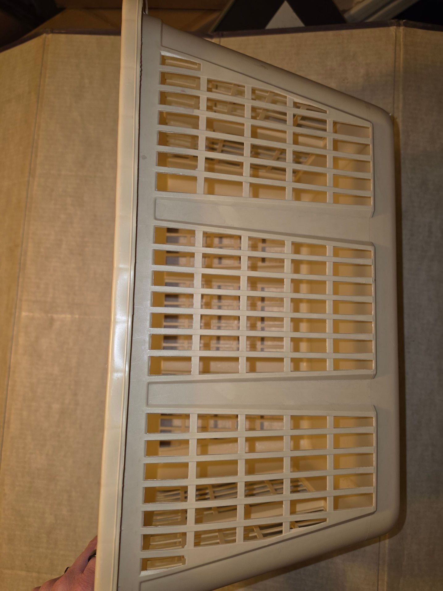 Vintage Rubbermaid No. 2965 Laundry Basket Almond Beige – USA 8