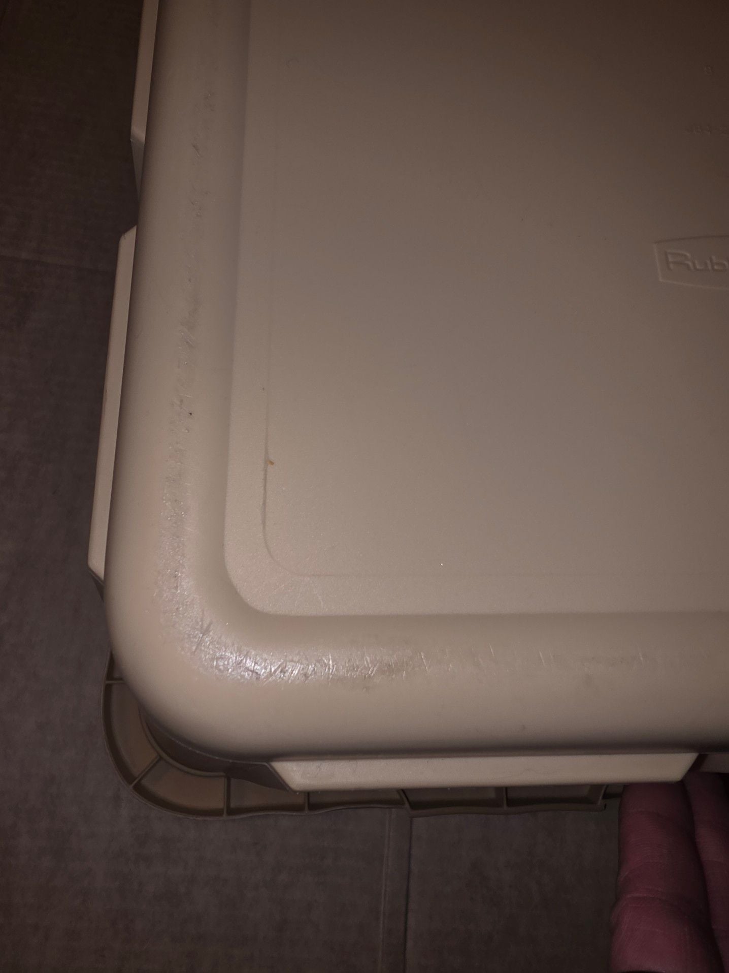 Vintage Rubbermaid No. 2965 Laundry Basket Almond Beige – USA 12