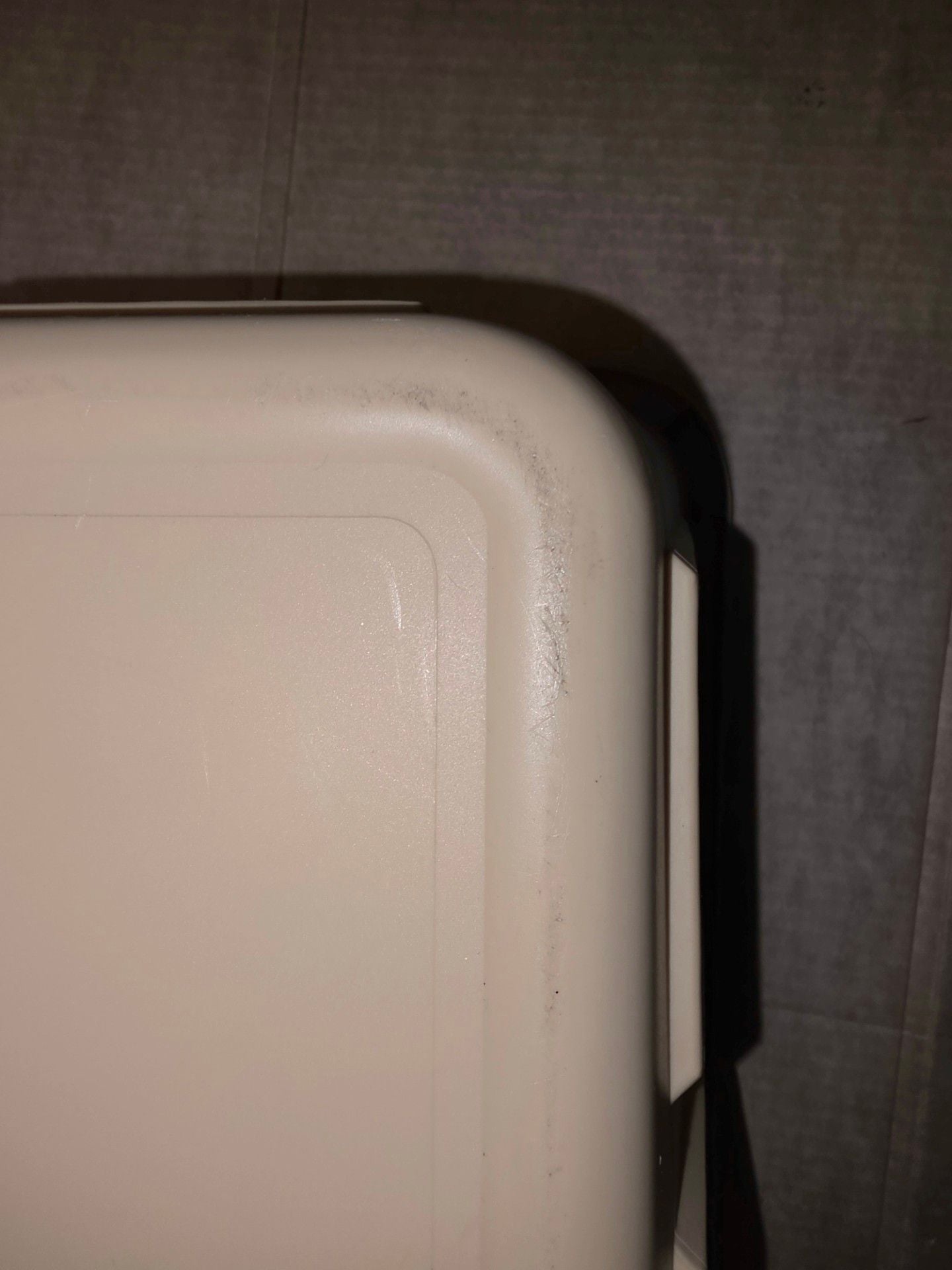 Vintage Rubbermaid No. 2965 Laundry Basket Almond Beige – USA 18