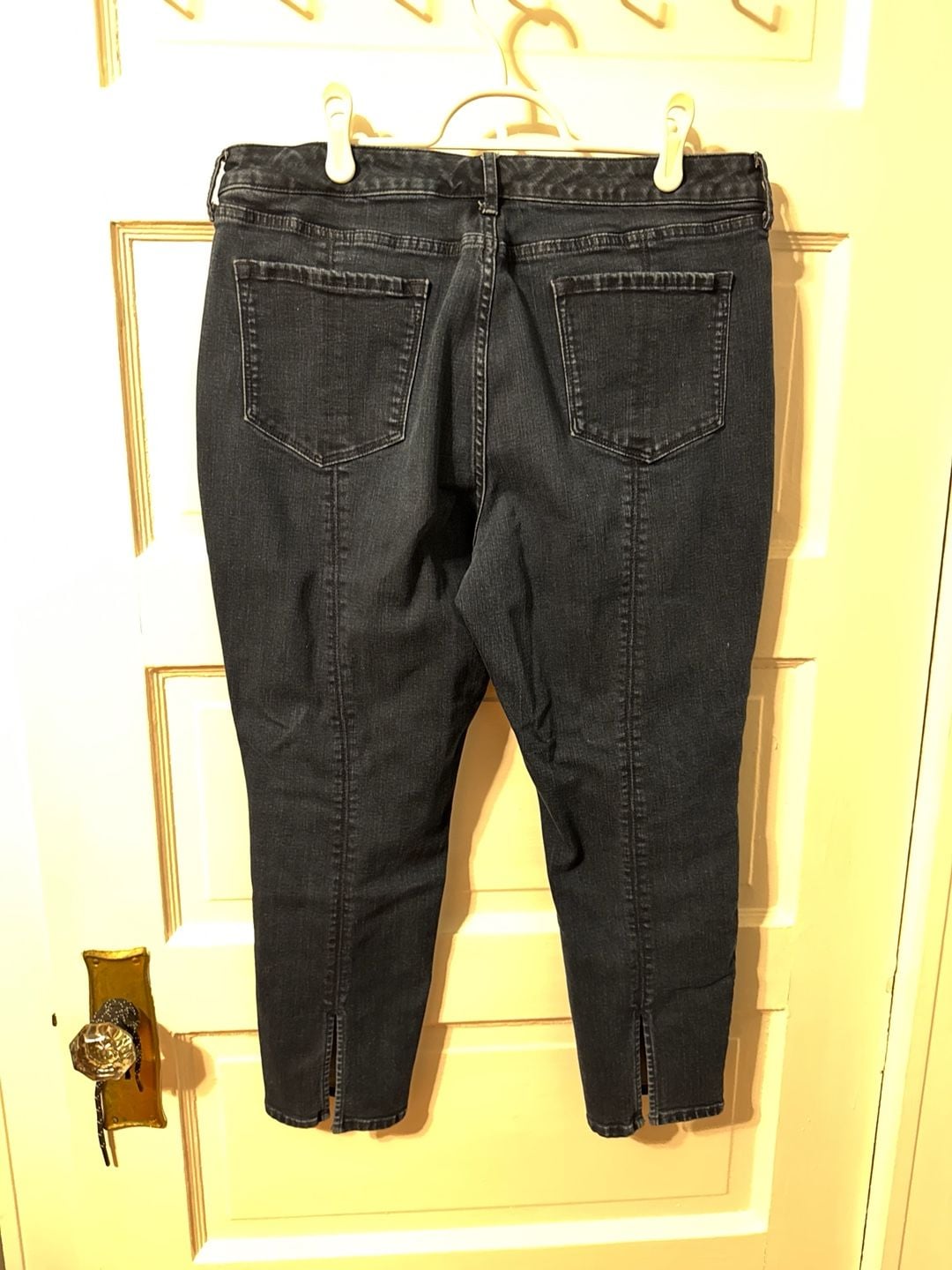 Isaac Mizrahi Live! Dark Wash Seamed Back Ankle Jeans Size 16P 4