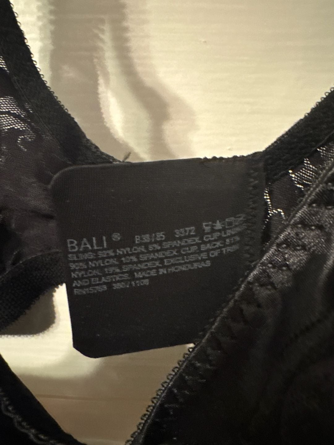 Bali Satin Tracings Underwire Minimizer Bra Black Size 38B Style 3372 2