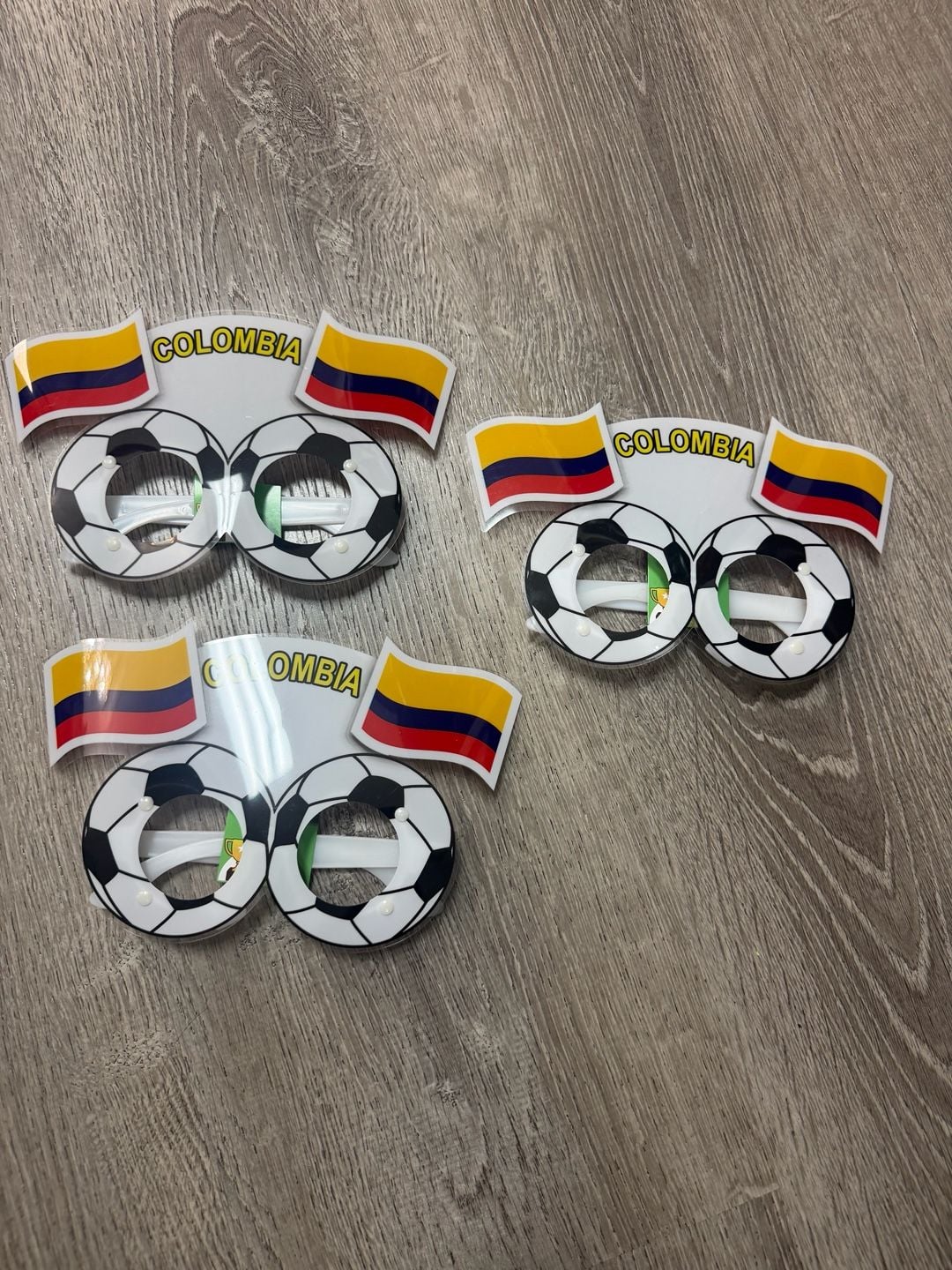 Colombia Soccer Fan Novelty Glasses - Set of 1 2