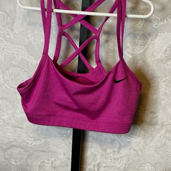 Nike Indy Strappy Sports Bra Pink Size S