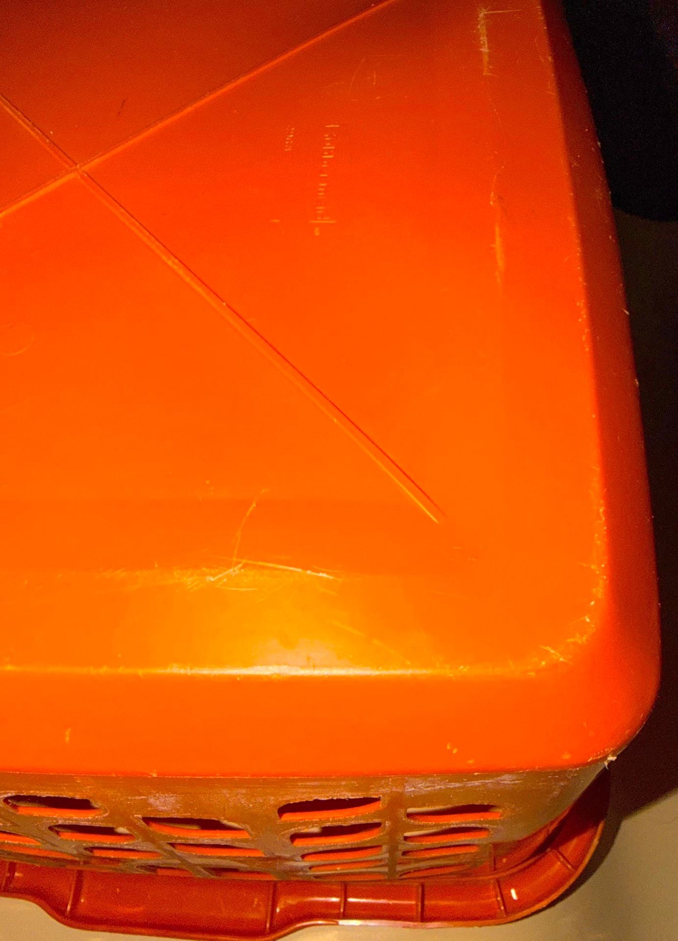 Vintage Rubbermaid Roughneck Square Laundry Basket 2968 Tulip Orange 16