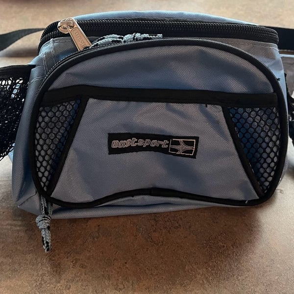 Eastsport Light Blue Multi-Pocket Fanny Pack Waist Bag with Mesh Bottle Holder