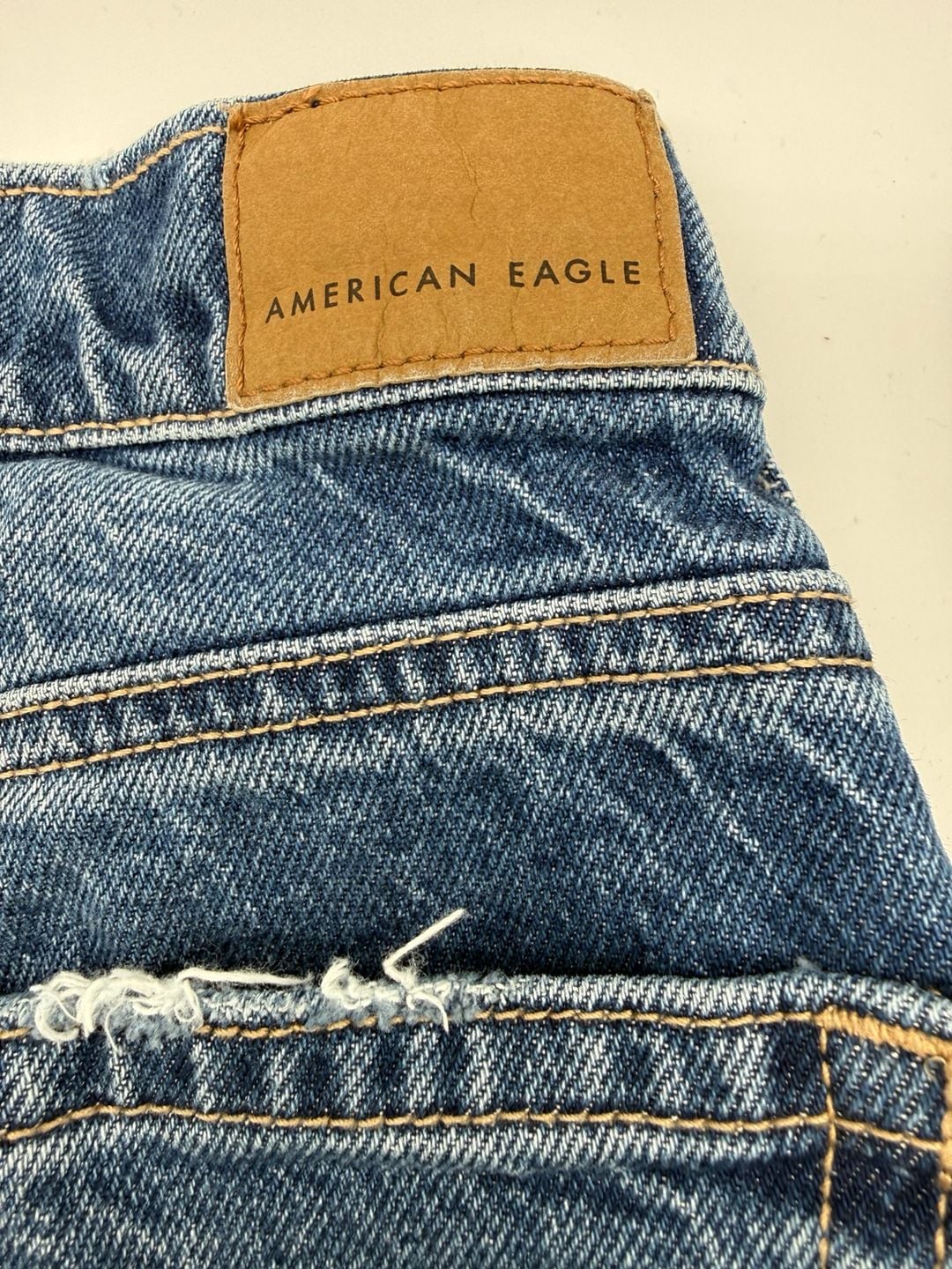 American Eagle Super High-Rise Straight Stretch Jeans Size 0 25W Regular 10