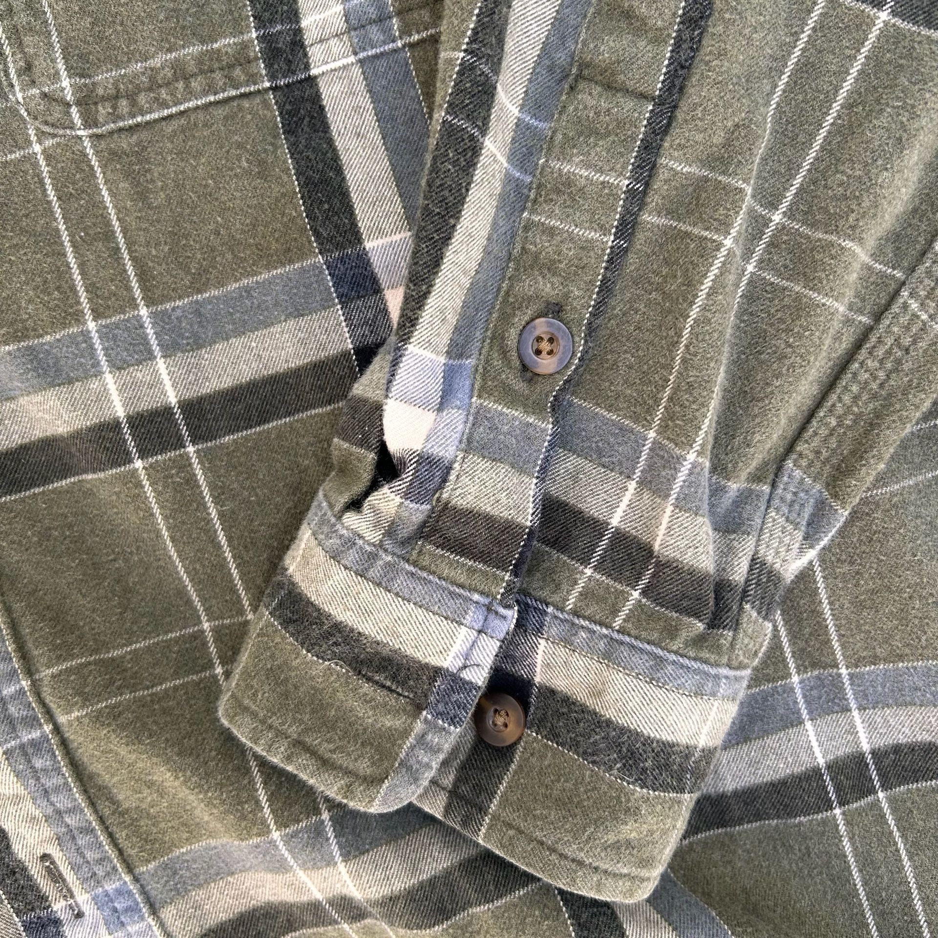Carhartt Plaid Flannel Long Sleeve Button Down Shirt Size L 3