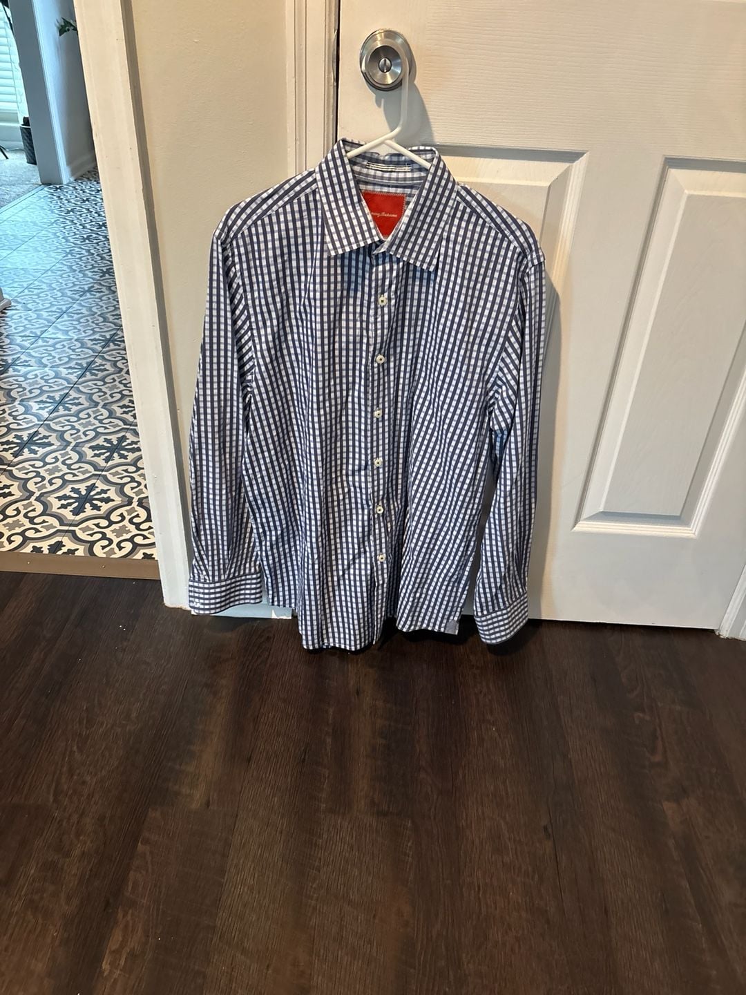 Tommy Bahama Men's Long Sleeve Blue and White Gingham Plaid Cotton Dress Shirt 7