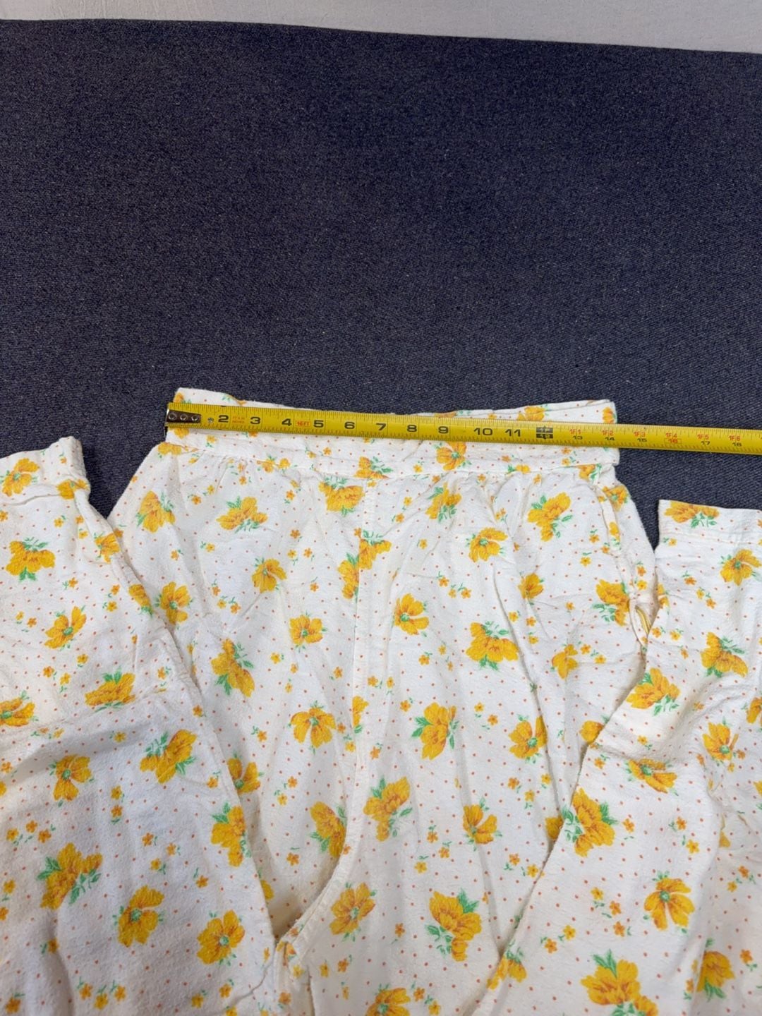 Vintage Yellow Floral Button Down Pajama Set Two Piece Sleepwear Medium 14