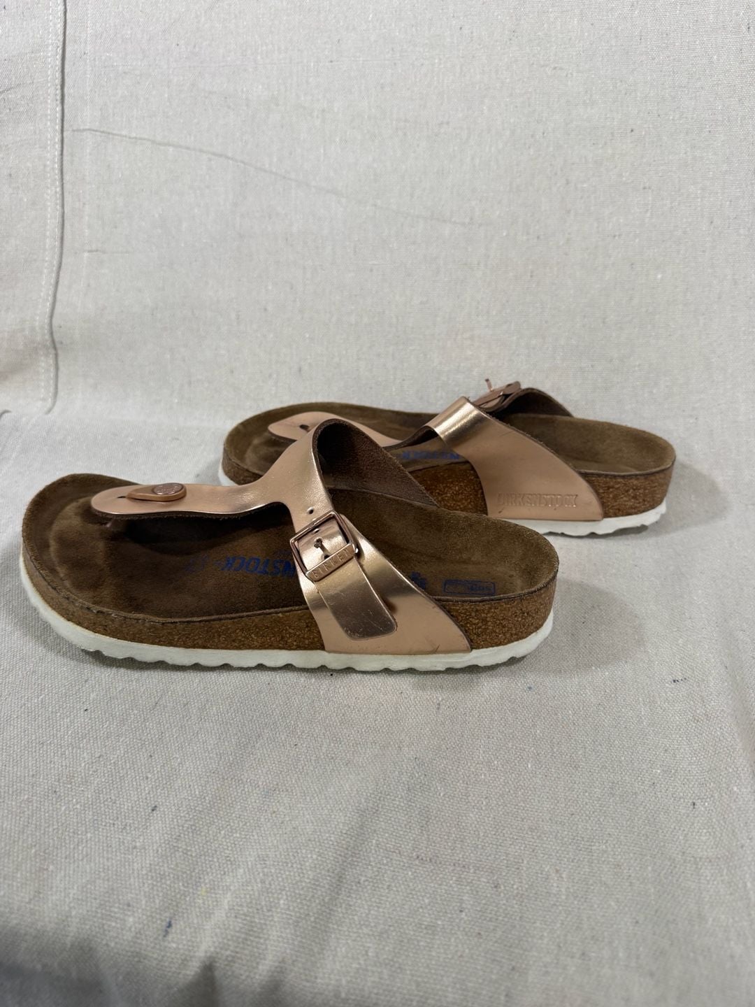 Birkenstock Gizeh Metallic Gold Thong Sandals Size 38 3