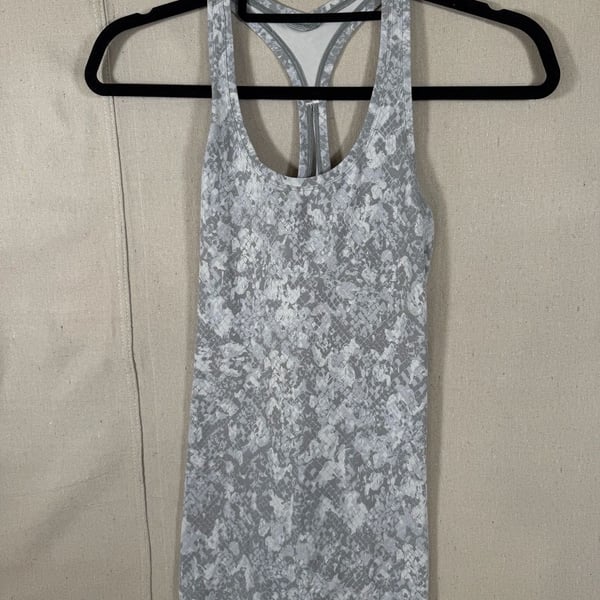 Lululemon Cool Racerback Short Tank Nulu in Hideaway Camo White Starlight
