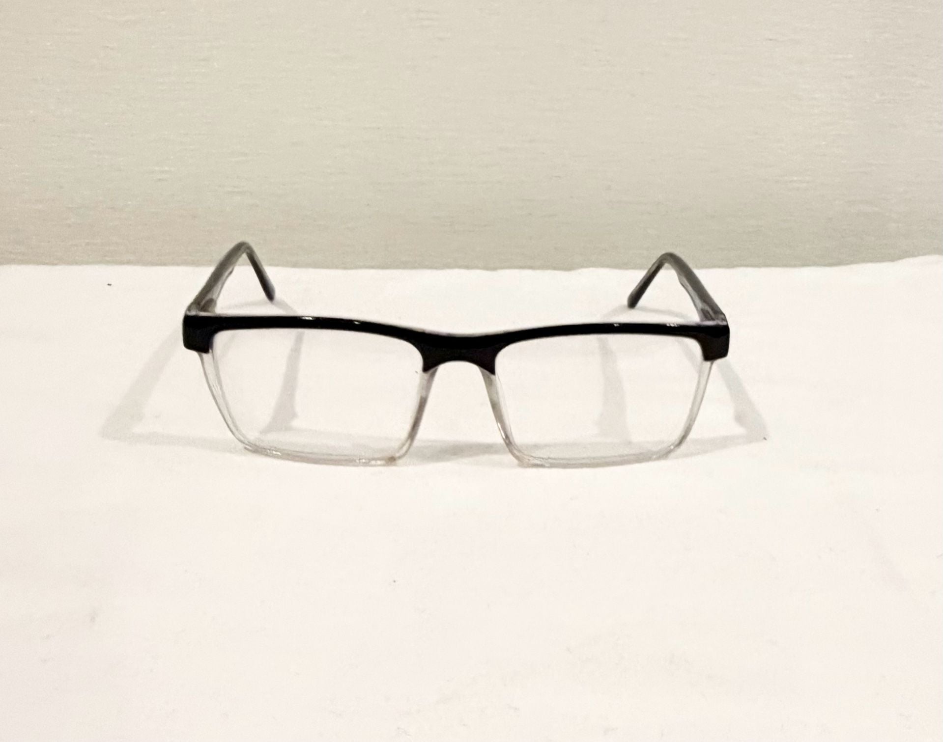 Foster Grant US83 Two-Tone Black and Clear Rectangular Eyeglass Frames 50-19-130 3