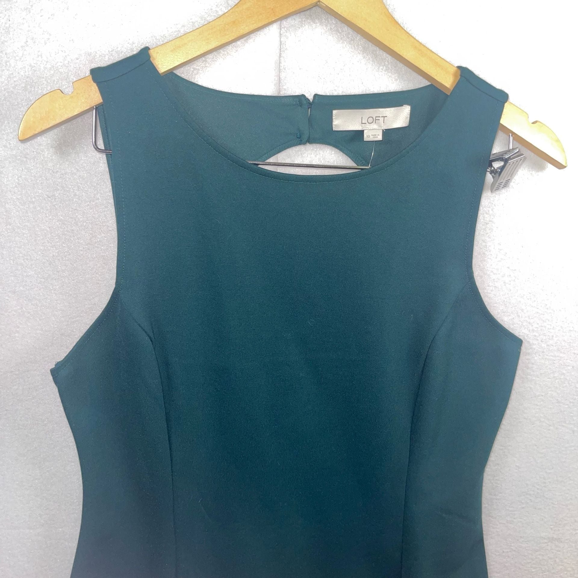 NWT Loft Cutout Back Ponte Flounce Dress in Antique Jade Green, Size 6 3