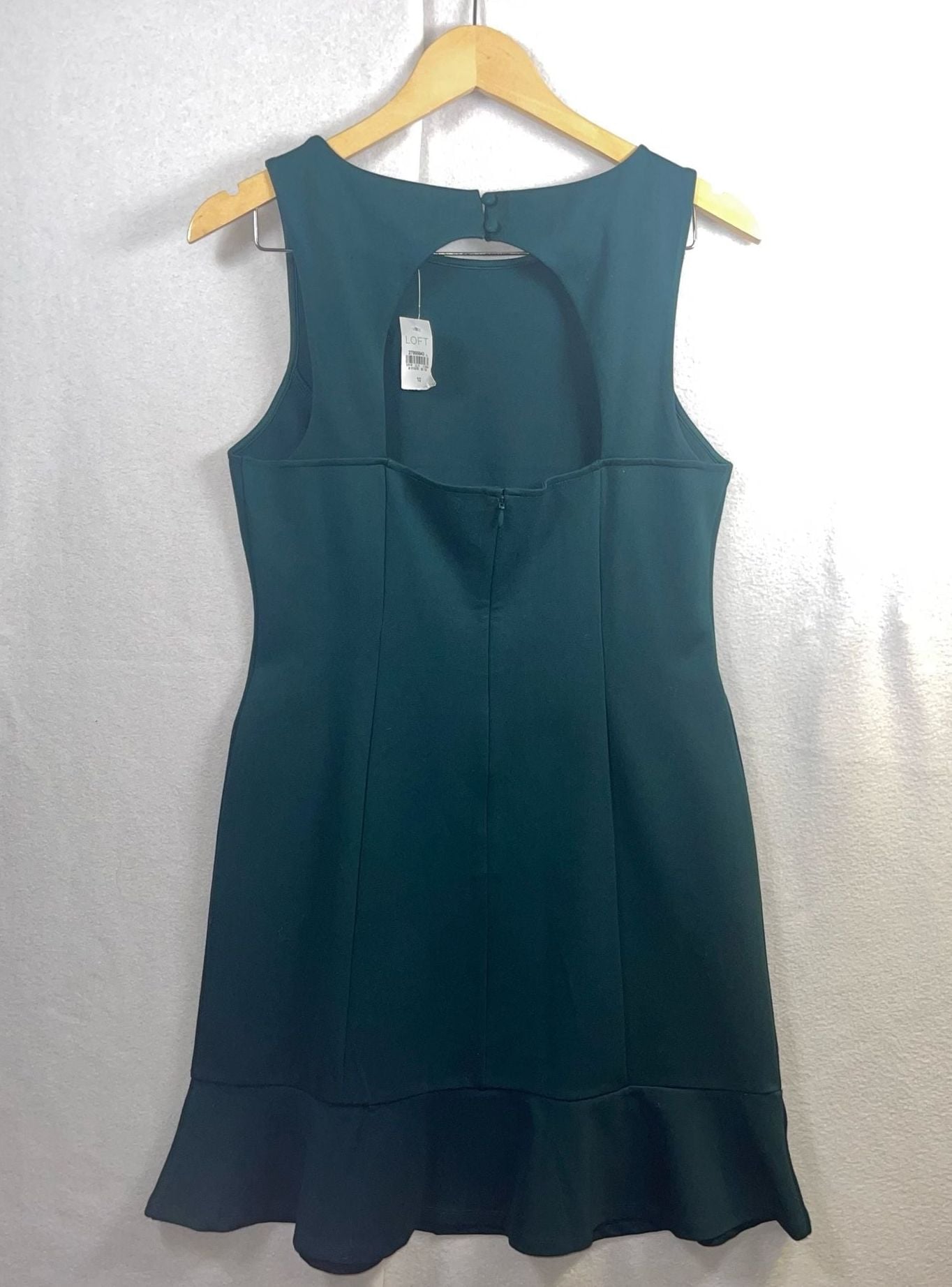 NWT Loft Cutout Back Ponte Flounce Dress in Antique Jade Green, Size 6 7