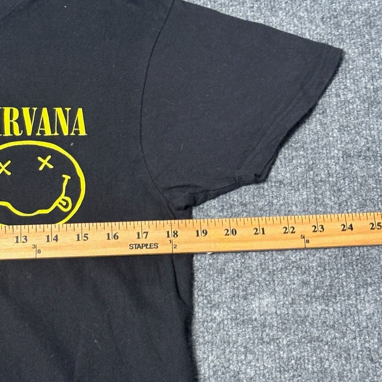 Lot of 6 Rock Band Graphic T-Shirts KISS Rolling Stones Nirvana Bowie Size Medium 20