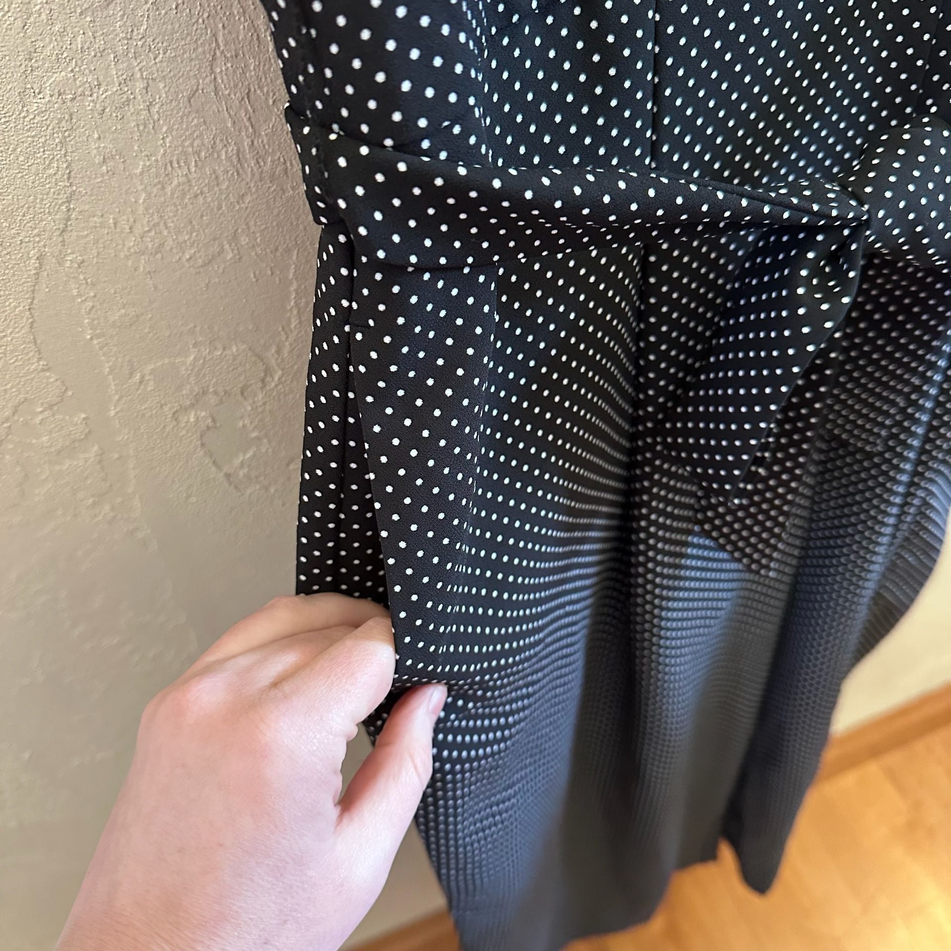 Banana Republic Polka Dot Sleeveless Wide Leg Jumpsuit Size 10 4