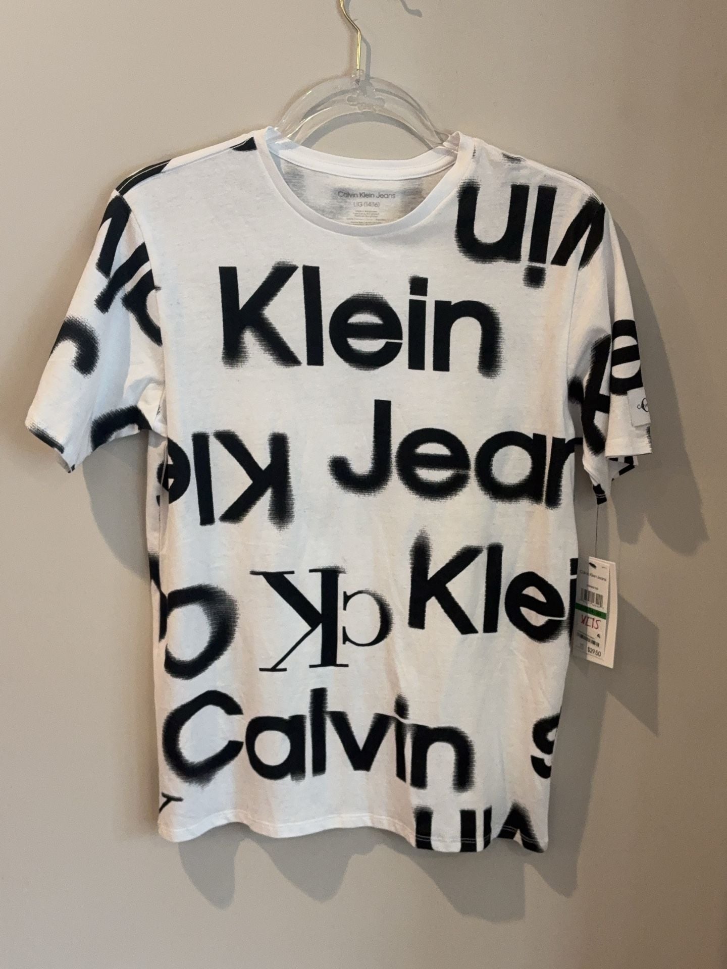 Calvin Klein Boys' Short Sleeve Graphic Crew Neck. Size L, 14/16 2