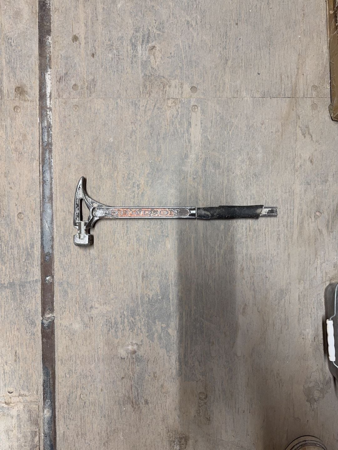 Dead On Annihilator Wrecking Bar Utility Hammer 2