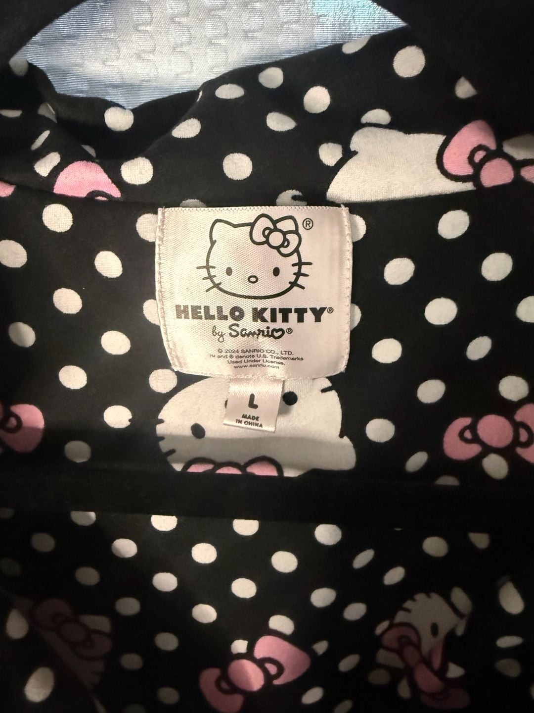 Hello Kitty by Sanrio Black Polka Dot Pajama Set Size L 2