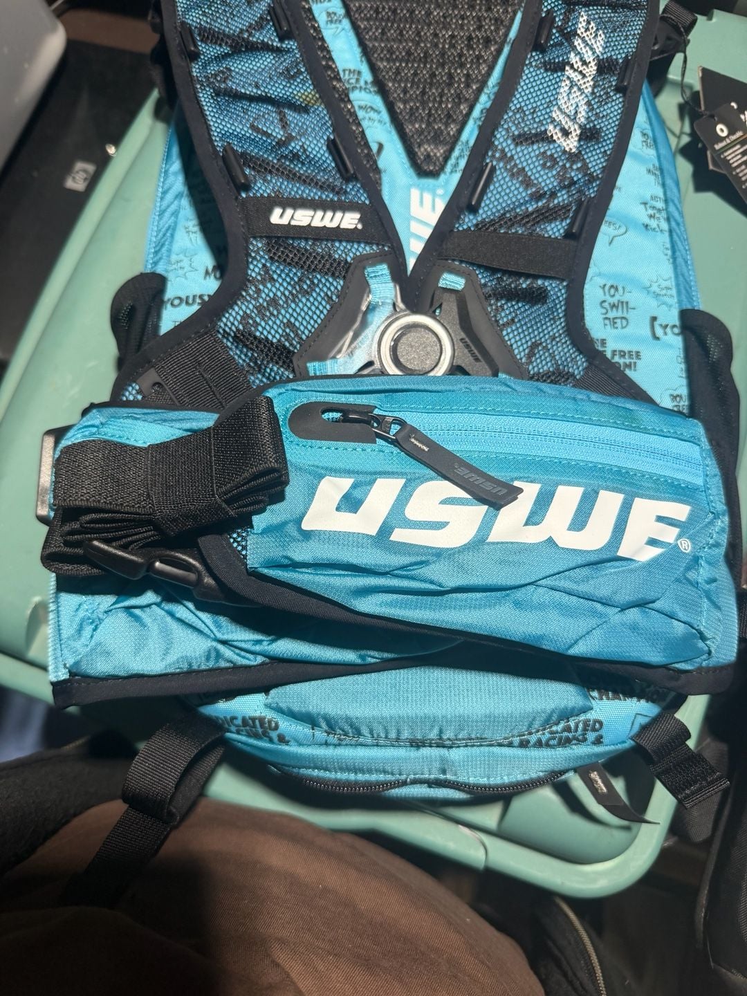 USWE Shred 16 Hydration Backpack Black/Blue 8