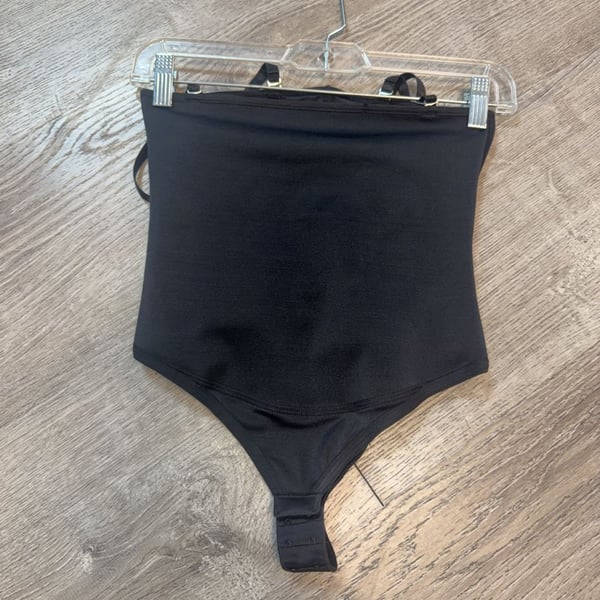 Sculpting Bodysuit Thong Black