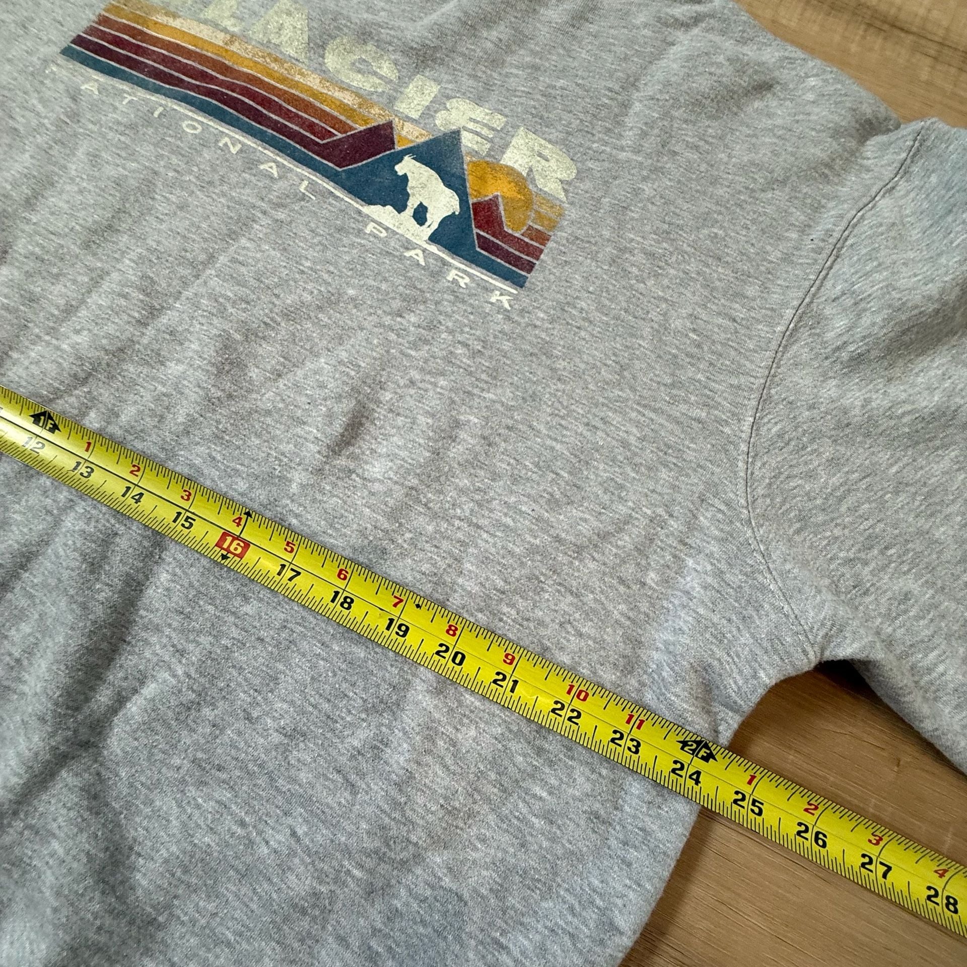 Vtg Y2K Blue 84 Glacier National Park Graphic Crewneck Sweatshirt Size Large 4