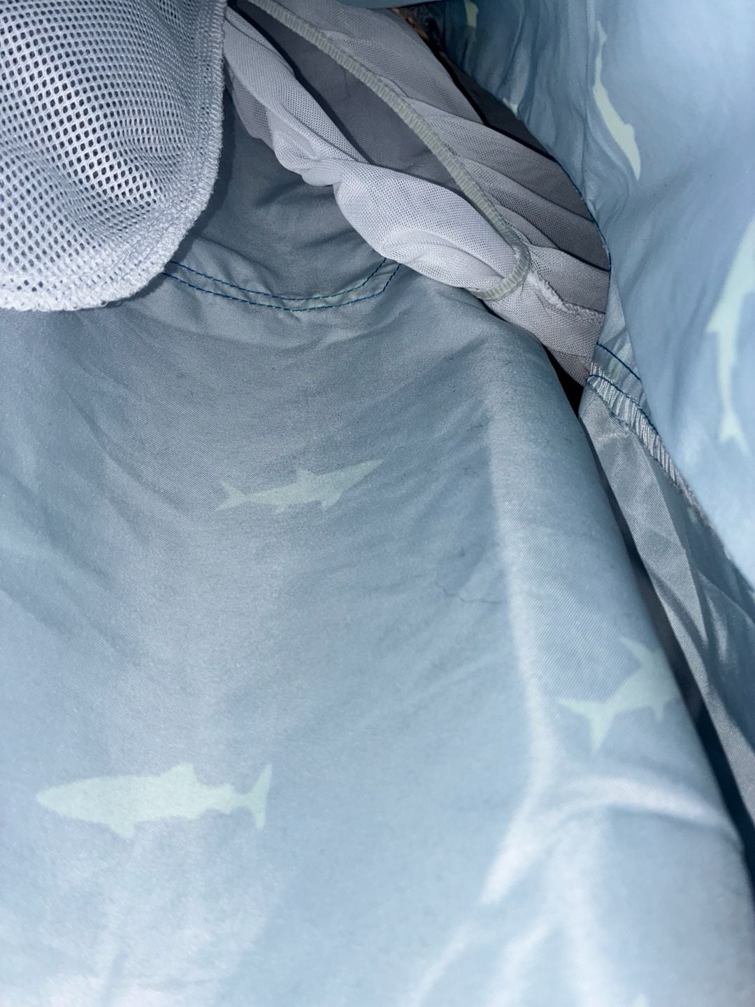 Maamgic Men's Shark Print Swim Trunks Size XXL 4