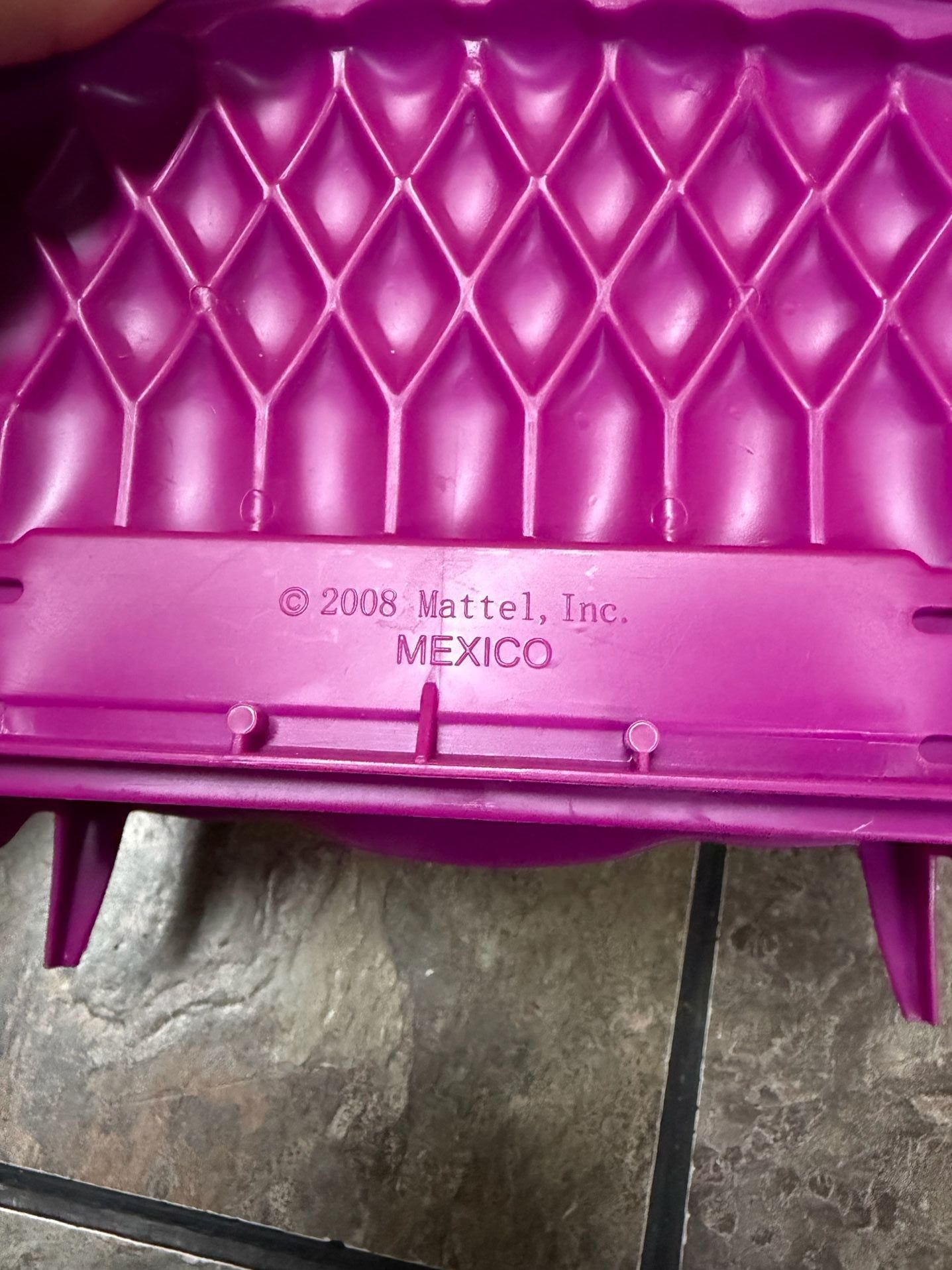 Vintage Barbie Pink Couch Sofa. 2008 Mattel Inc Chair Sit Toy Child Furniture 3