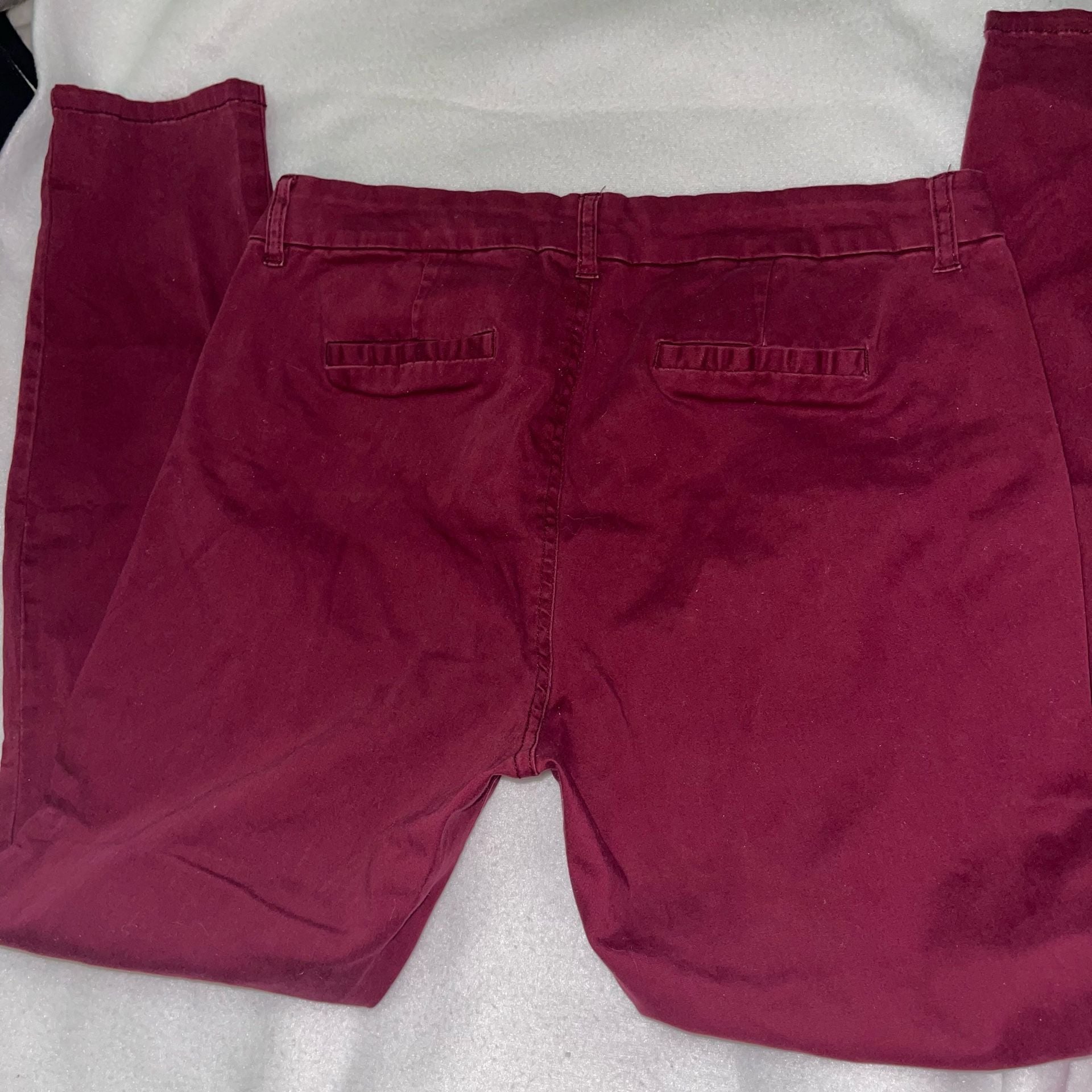 KUT from the Kloth Burgundy Skinny Pants Size 8P 10