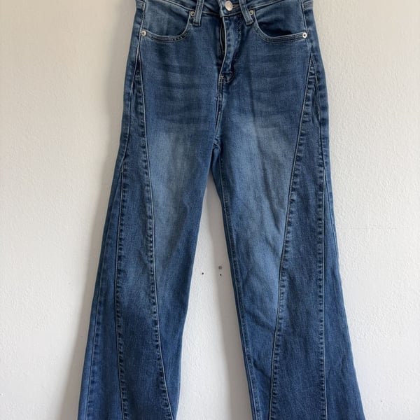 Fashion Nova High Rise Seamed Wide Leg Raw Hem Jeans size 0