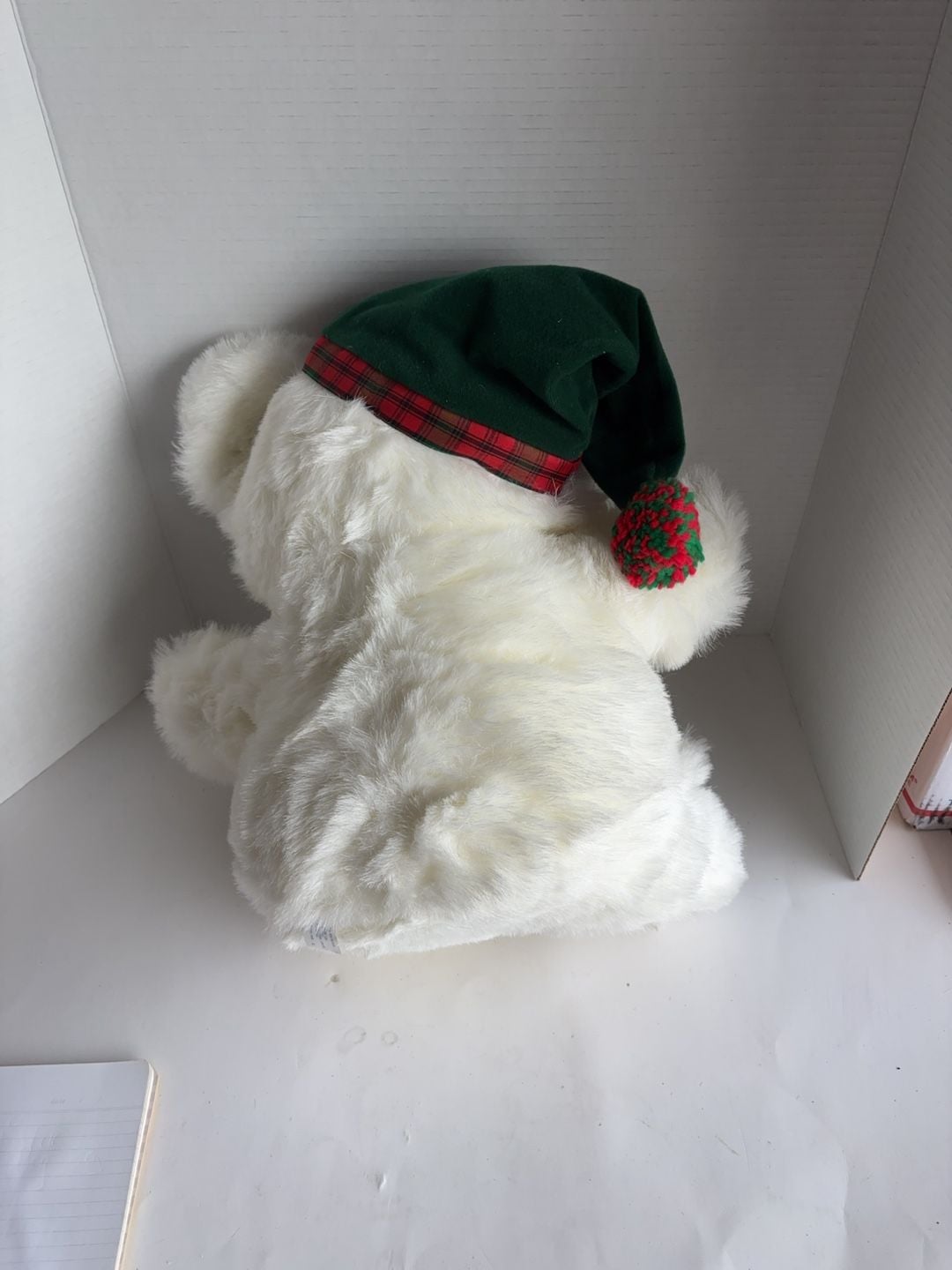 Snowflake Collectable Christmas White Bear with Green Hat and Bow 1990 Vintage 3