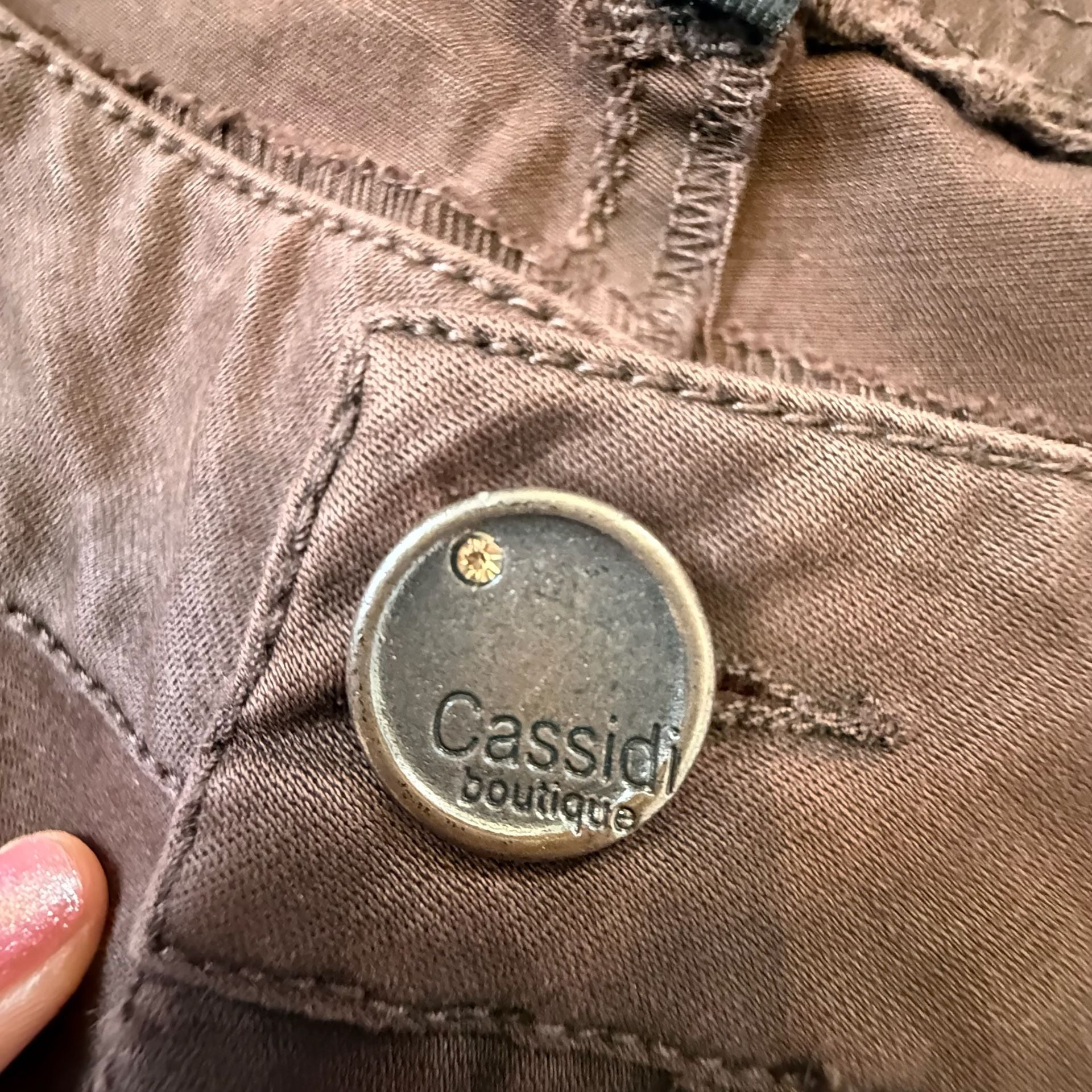 Y2K Cassidi Boutique Brown Embellished Rhinestone Jeans Size 42 8