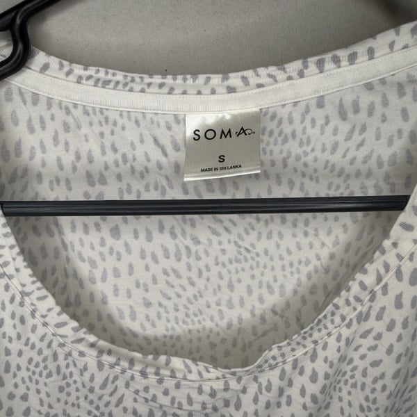 Soma Women's Long Sleeve Scoop Neck Animal Print Top Size S