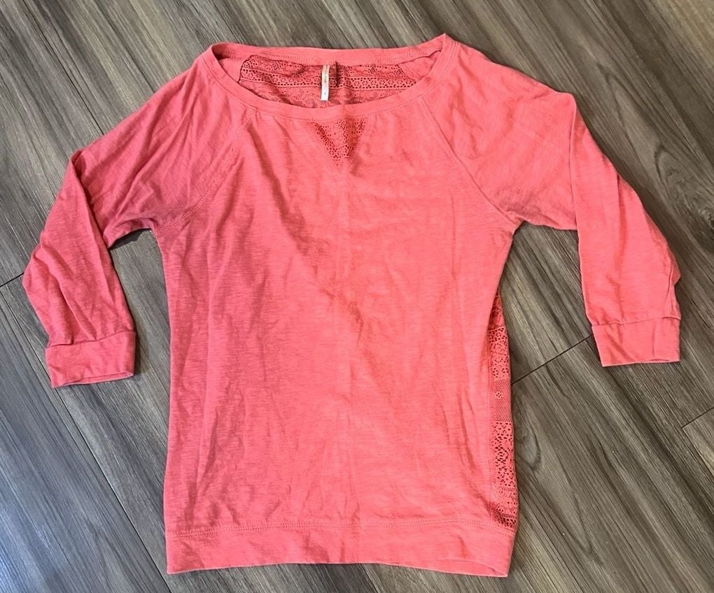 Poof Coral Lace Back Long Sleeve Top Size S 2