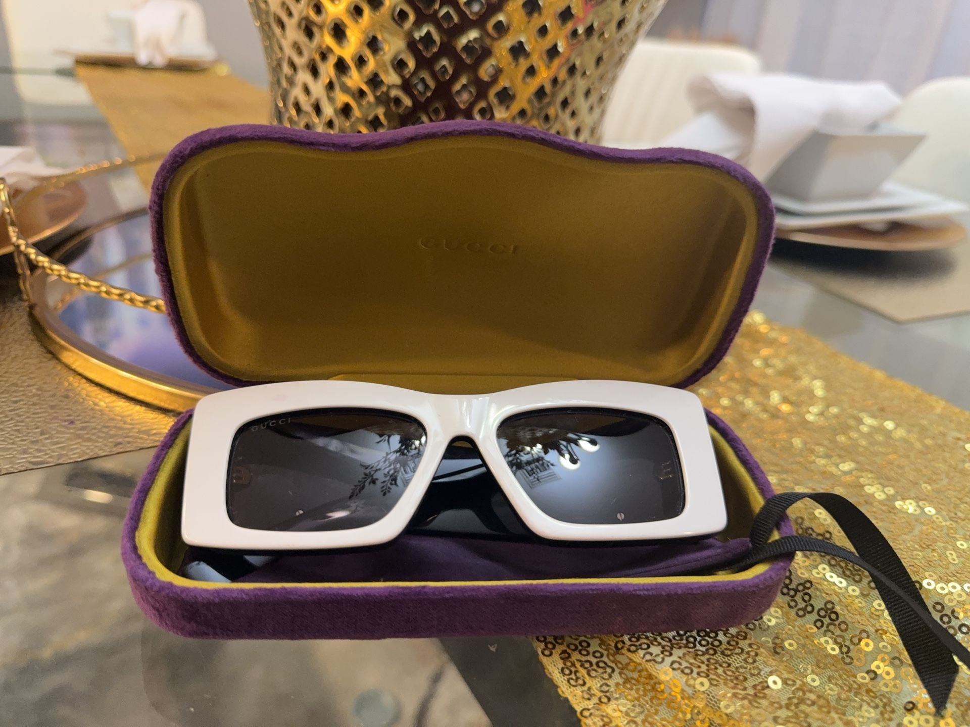 Gucci Rectangular Frame Sunglasses with Interlocking G Logo 5