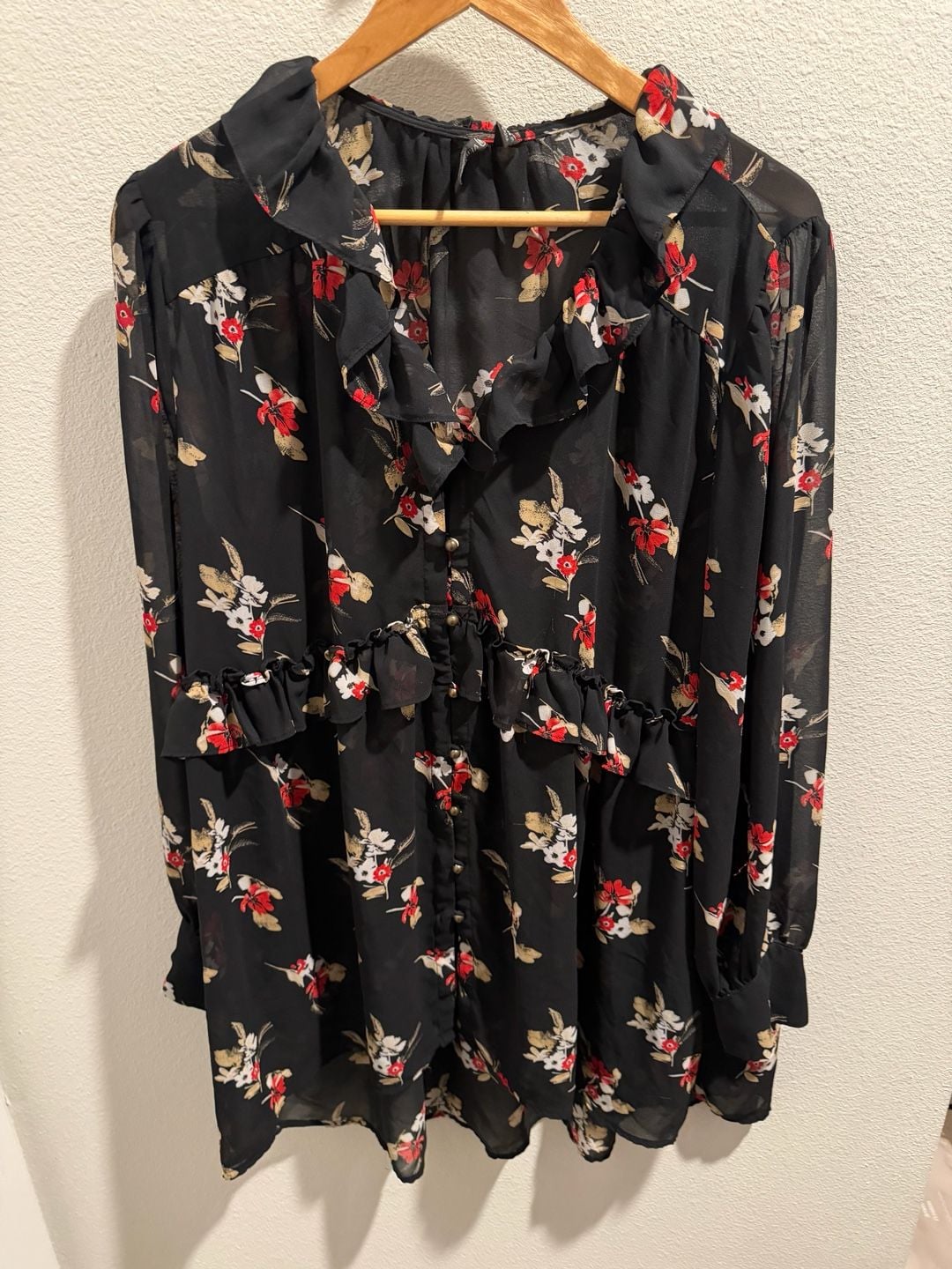 Love Tree Floral Ruffle Button-Down Blouse Black Size XL 2