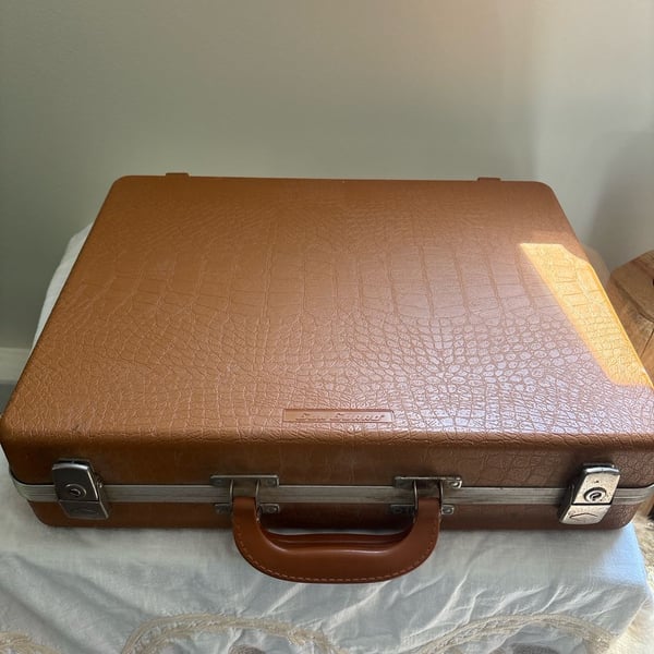 Vintage Gun Guard Hard Shell Protective Case with Foam Interior