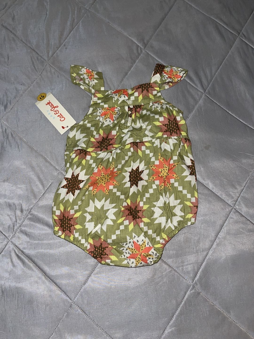 Cat & Jack Baby Quilt Print Bubble Romper Size 6-9M 4