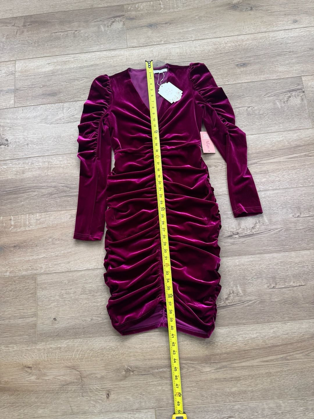 Ivy City Co Juliet Ruched Velvet Dress in Magenta
Size S NWT 8