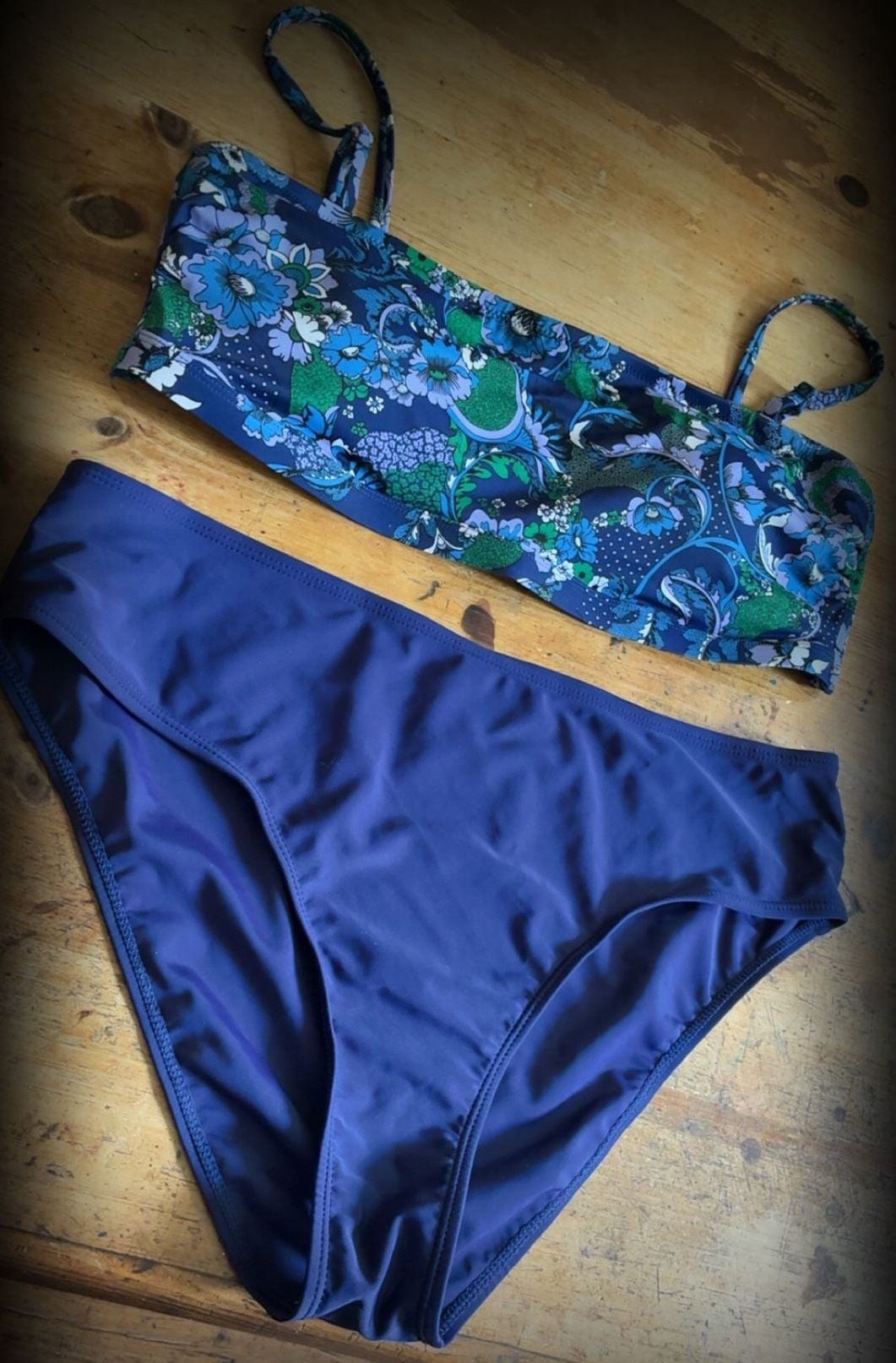 Amazon Essentials Women's Floral Print Bikini Set Size XL 6