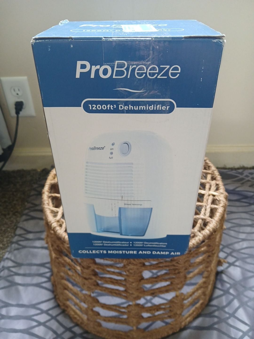 ProBreeze Compact Dehumidifier Model PB-02-US 1