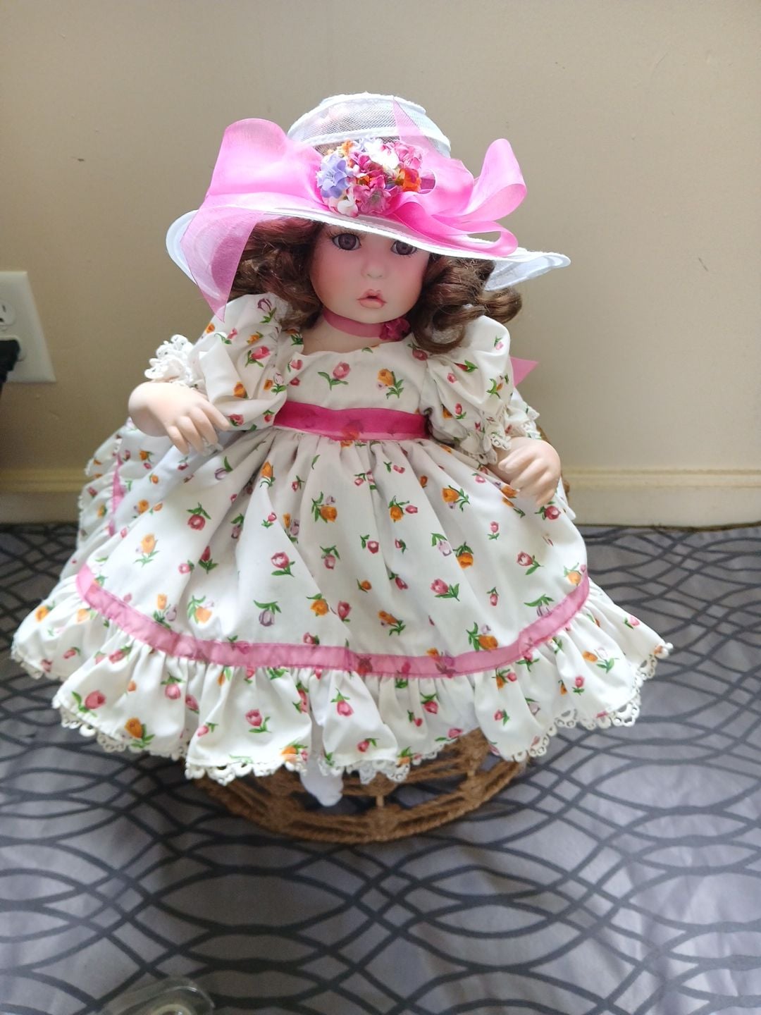 2001 Ashton-Drake Galleries Porcelain Doll #3620 of 6000 3