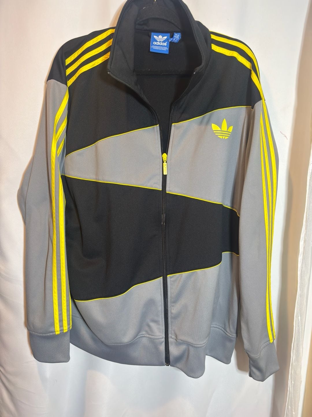Adidas Originals Trefoil Tracksuit Set Black Grey Yellow Size 2XL 2