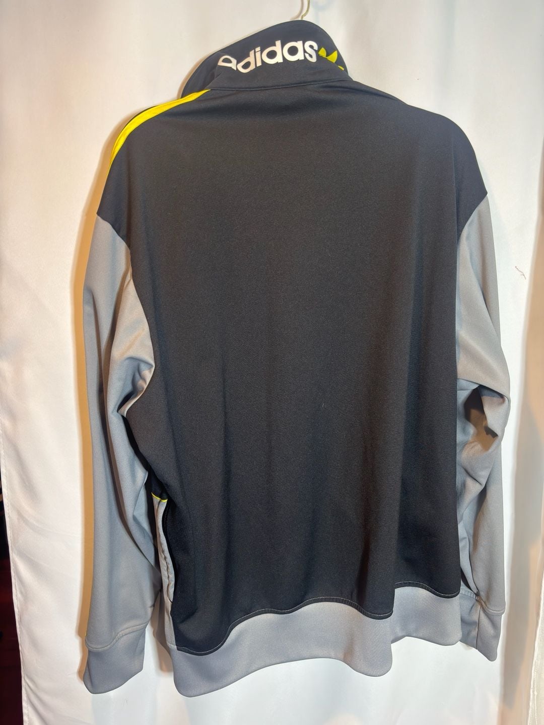 Adidas Originals Trefoil Tracksuit Set Black Grey Yellow Size 2XL 4
