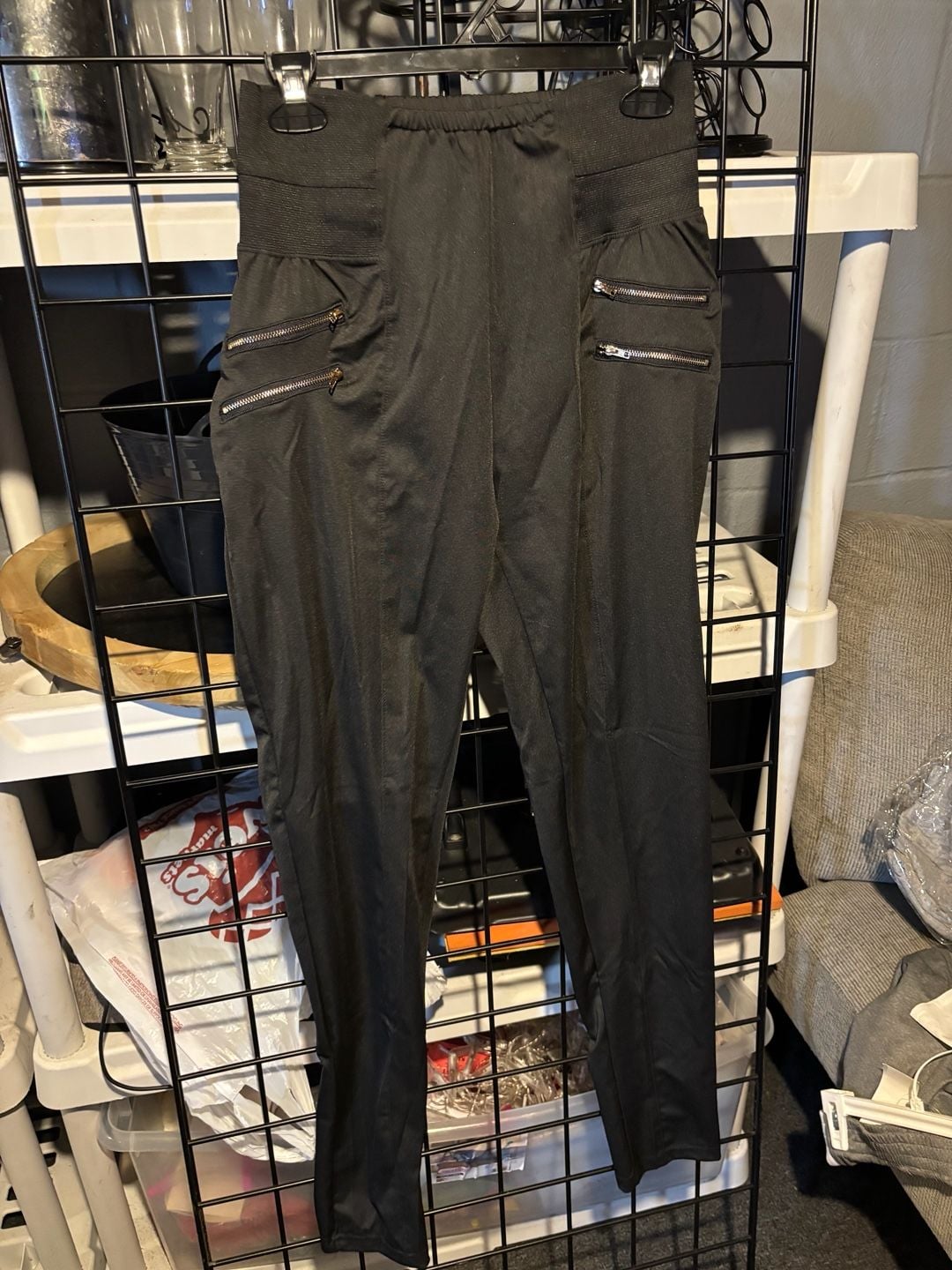 Black Zipper Detail High-Waisted Leggings Size XL 2