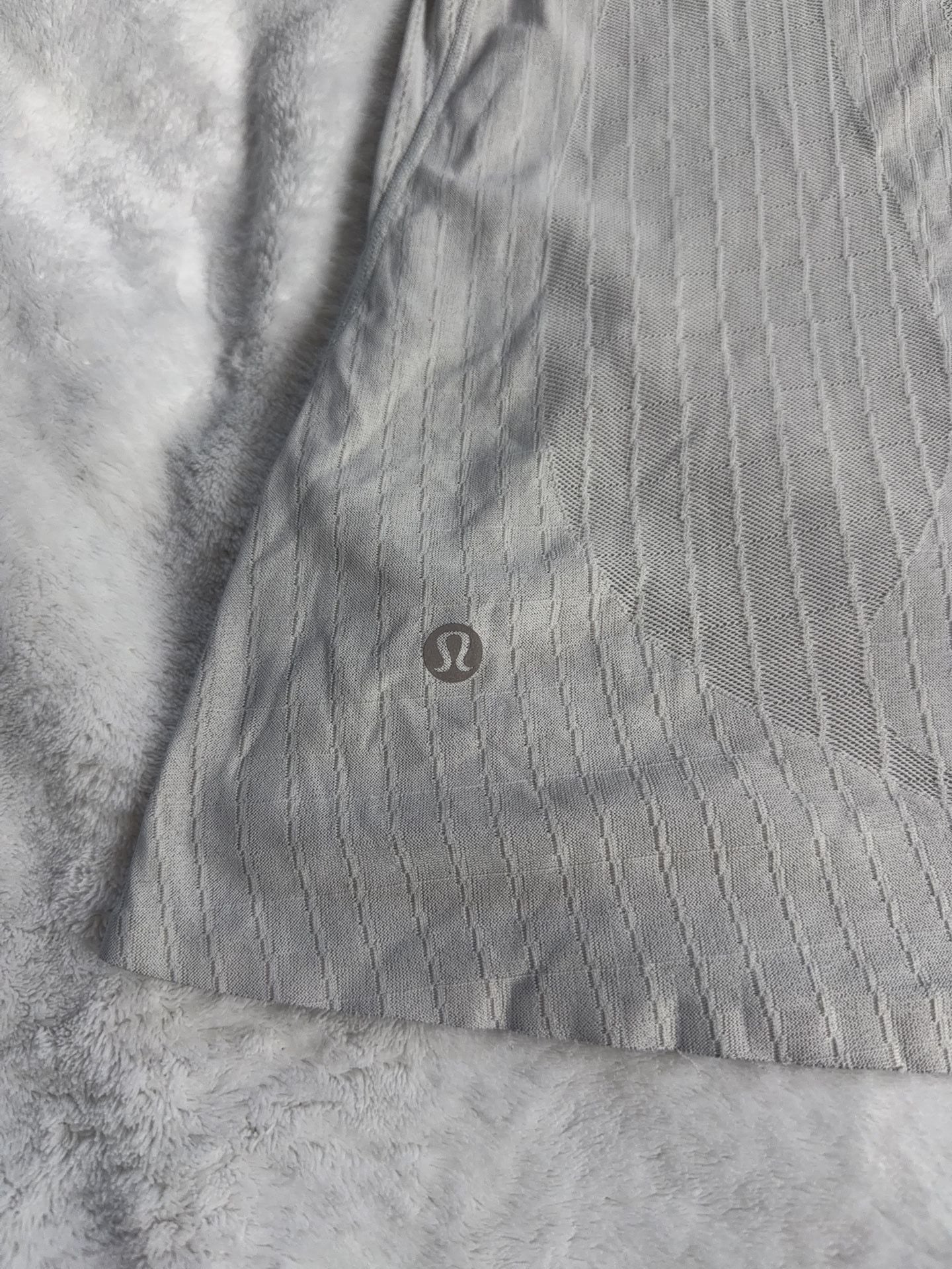 Lululemon Metal Vent Tech Sleeveless Tank Top Size Large 9